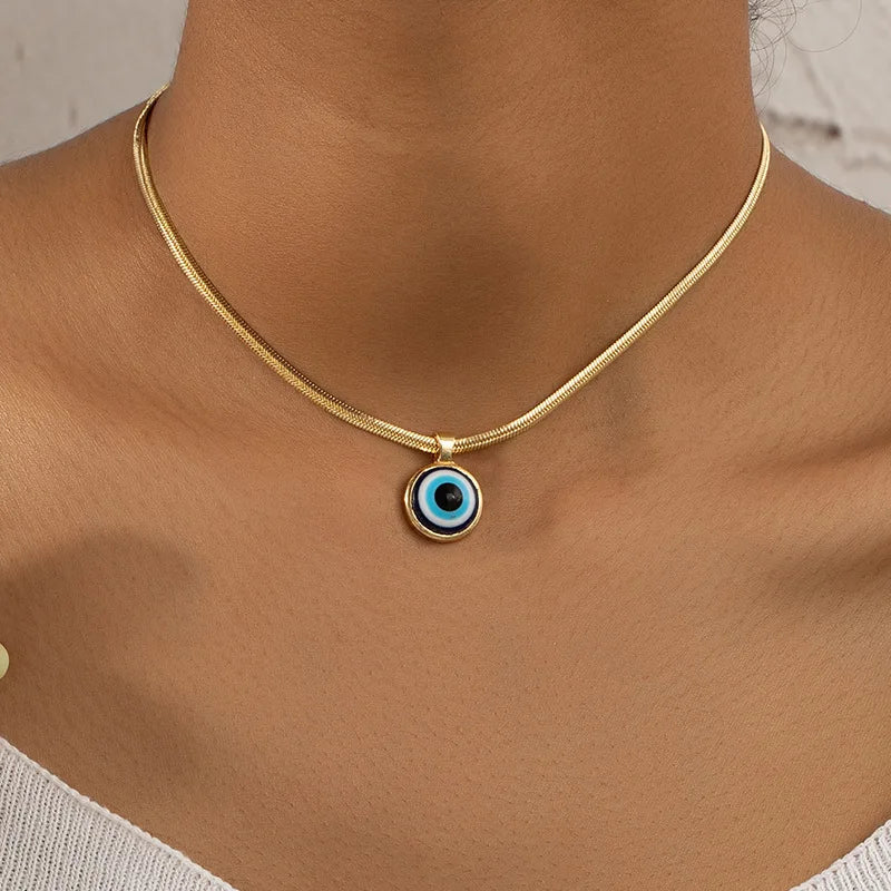 Collier Ras de Cou avec Pendentif Oeil Bleu