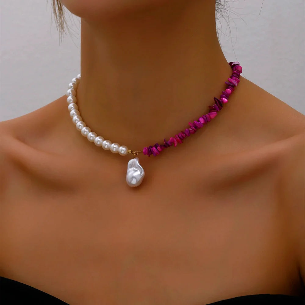 Collier Ras de Cou de Style en Perles violet