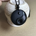Náramek s přívěskem z černého obsidiánového kamene Yin Yang