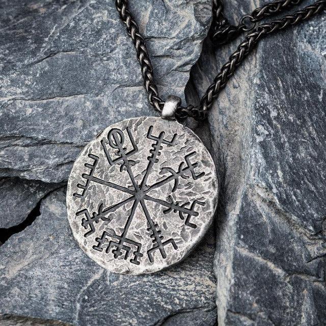 Vegvisir halskæde keltisk viking vedhæng til mænd og kvinder nordisk