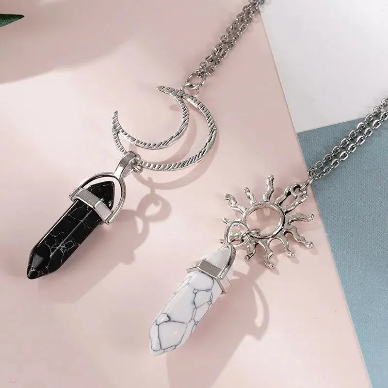 Colliers avec Pendentifs Croissant de Lune et Soleil