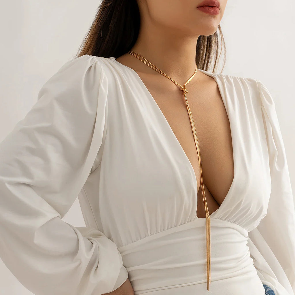 Long Collier De Décolleté avec Noeud femme