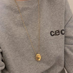 Langt Halskjede med Stor Dråpeanheng i Gull