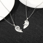 Sada 2 náhrdelníků s přívěsky půl srdce "I Love You" pro zamilovaný pár