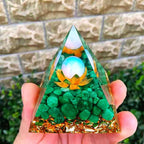 Pyramide Orgonite Beskyttelse & Meditasjon lotusblomst