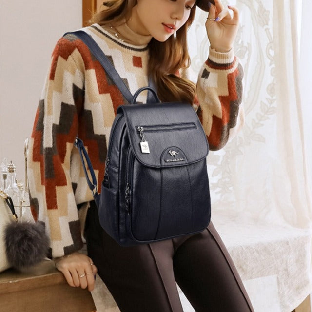 Černá kožená dámská školní taška 